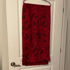 Happy Holidays Red & Black Shower Curtain & 12 Red Shower Curtain Rings
